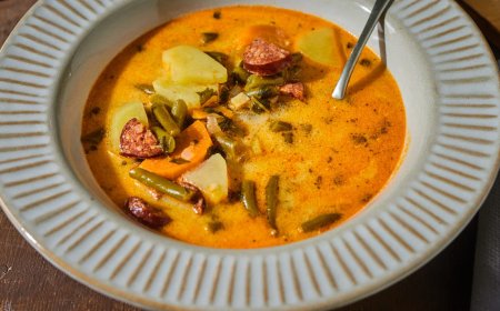 Tejfölös zöldbableves