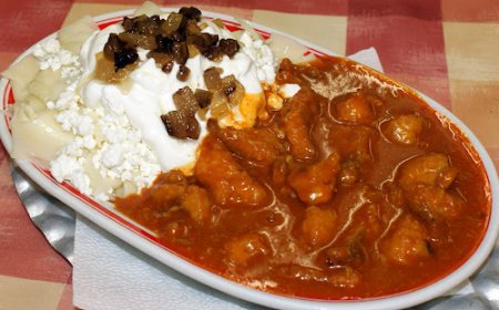 Harcsapaprikás túrós csuszával