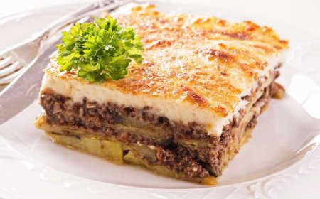 A Moussaka: Az autentikus görög rakott padlizsán receptje